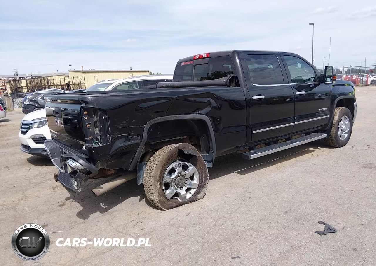2017 GMC Sierra 2500Hd Slt VIN:1GT12TEG3HF240979 - 4