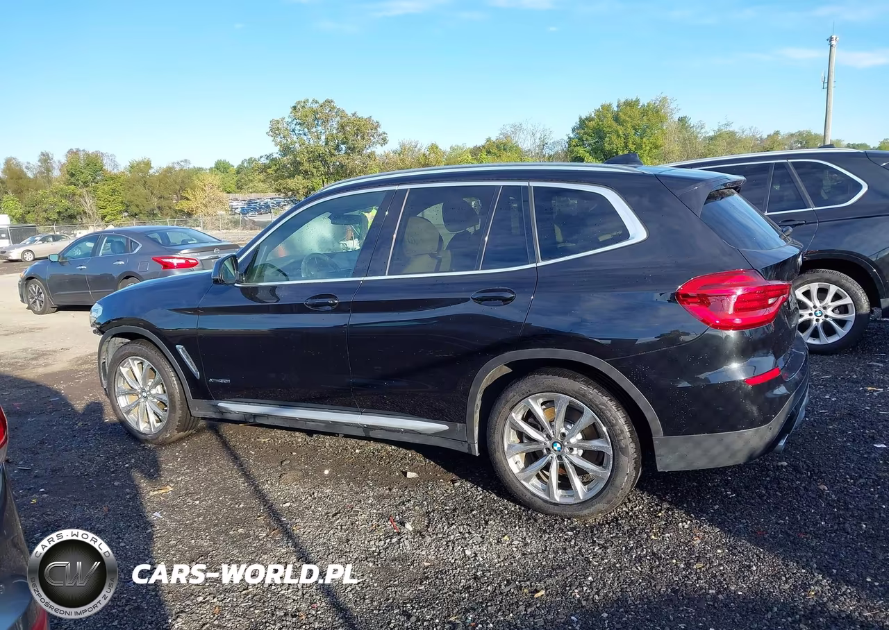 2018 BMW X3 xDrive30I VIN:5UXTR9C50JLC69485 - 14