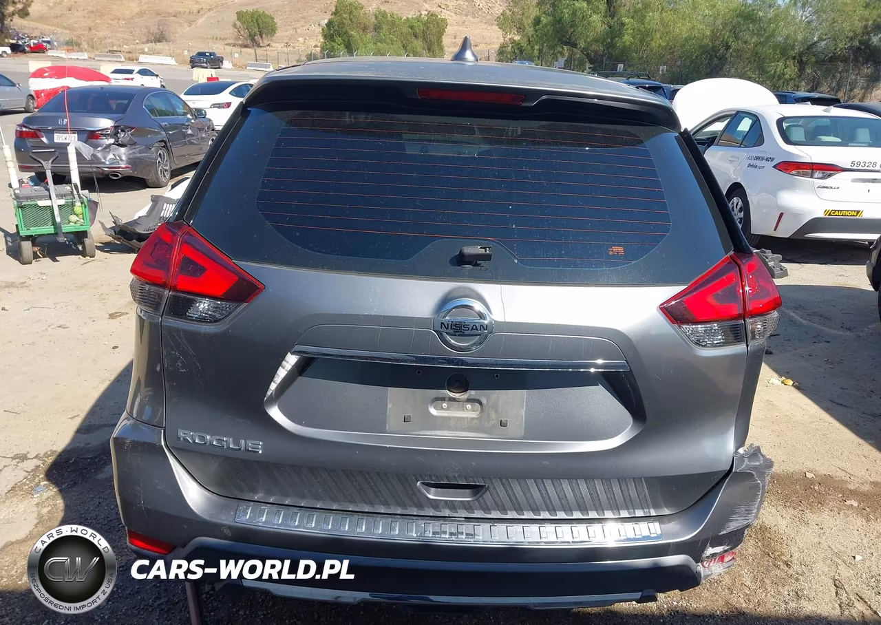 2018 Nissan Rogue S VIN:KNMAT2MT4JP619253 - 16