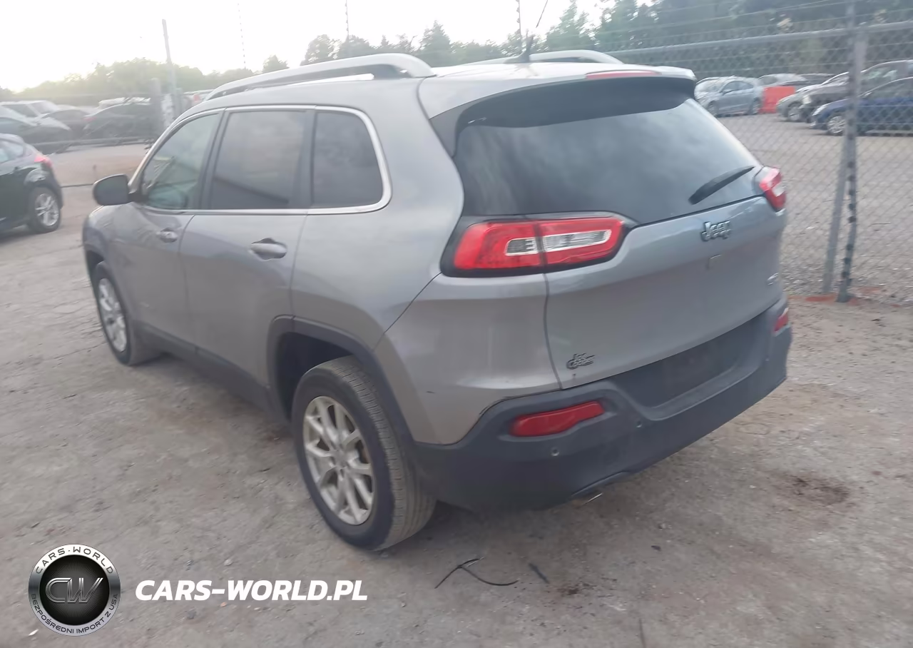 2016 Jeep Cherokee Latitude VIN:1C4PJLCB0GW243969 - 3