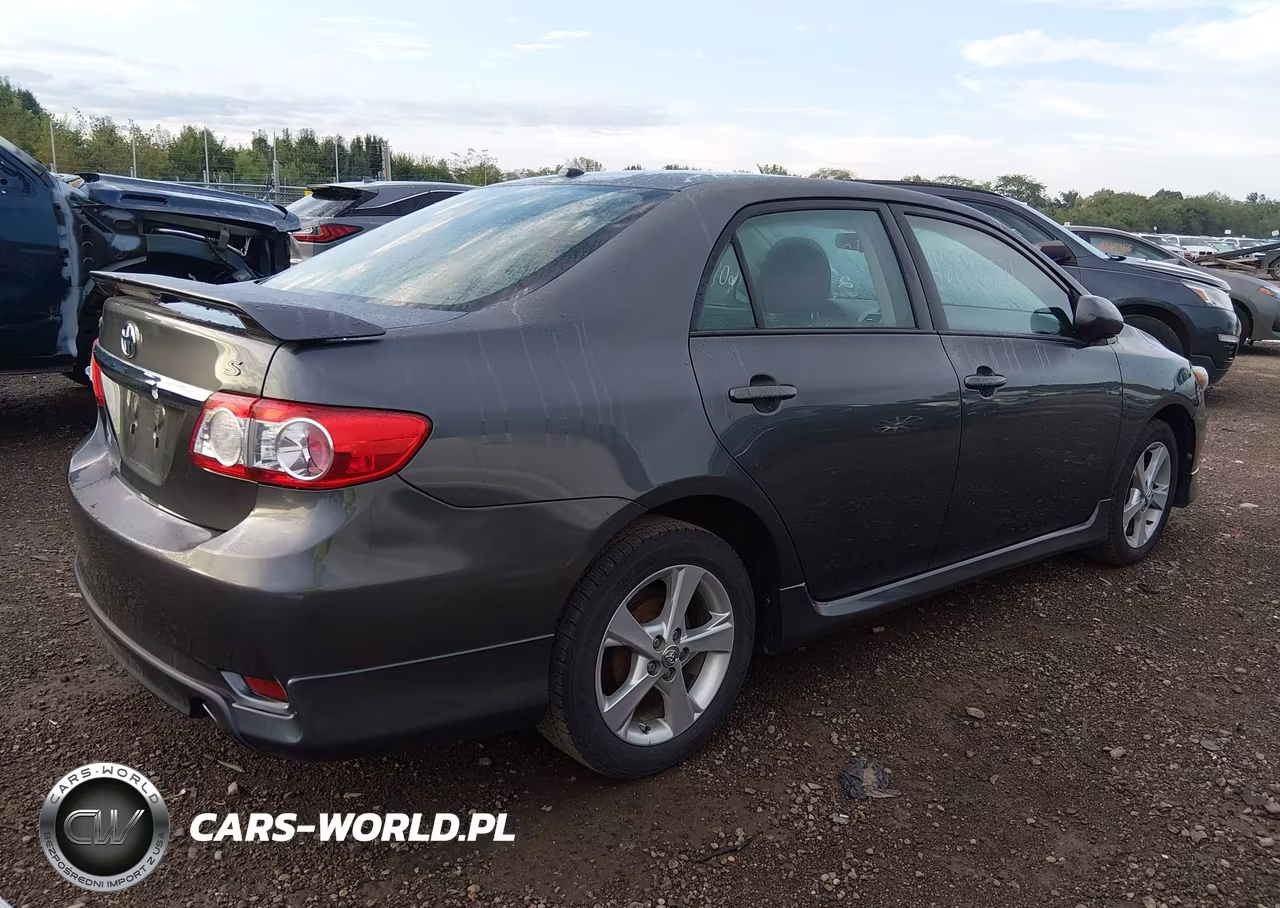 2012 Toyota Corolla S VIN:2T1BU4EE9CC836912 - 4