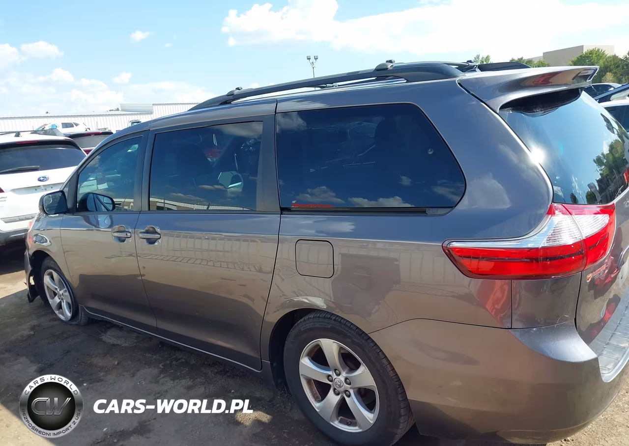 2015 Toyota Sienna Le 8 Passenger VIN:5TDKK3DC7FS603493 - 14