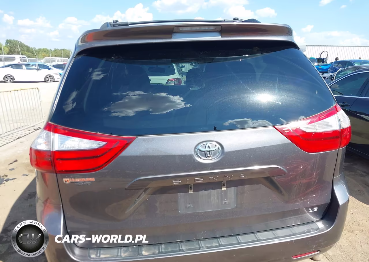2015 Toyota Sienna Le 8 Passenger VIN:5TDKK3DC7FS603493 - 16