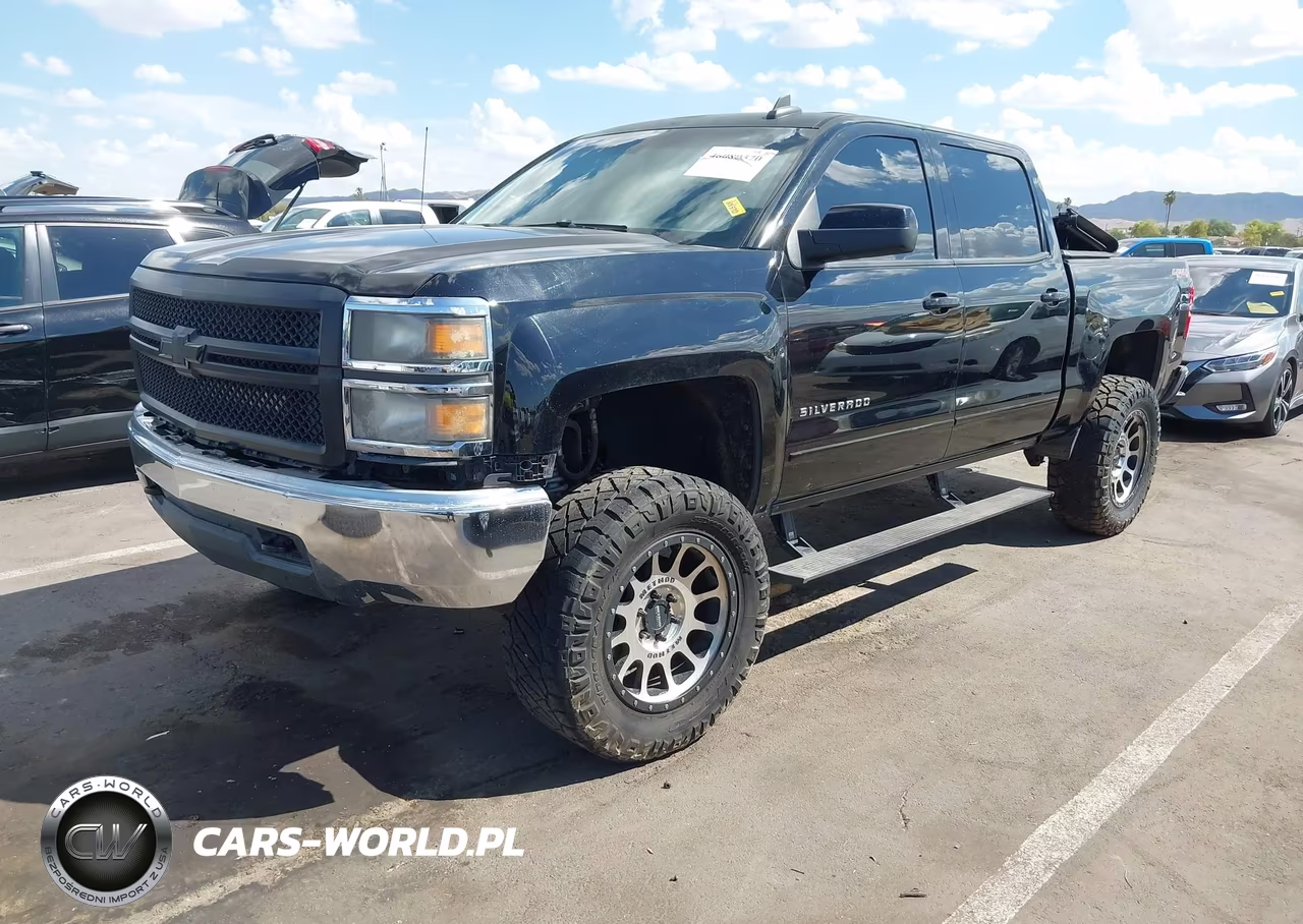 2015 Chevrolet Silverado 1500 1Lt VIN:3GCUKREC5FG106743 - 2
