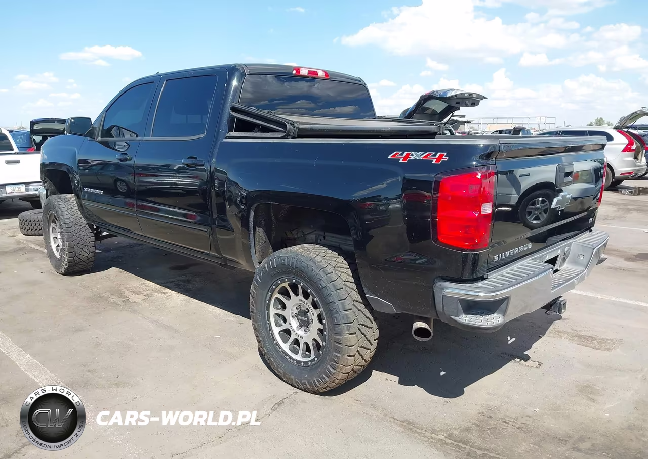 2015 Chevrolet Silverado 1500 1Lt VIN:3GCUKREC5FG106743 - 3