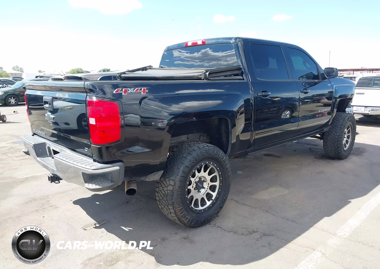 2015 Chevrolet Silverado 1500 1Lt VIN:3GCUKREC5FG106743 - 4