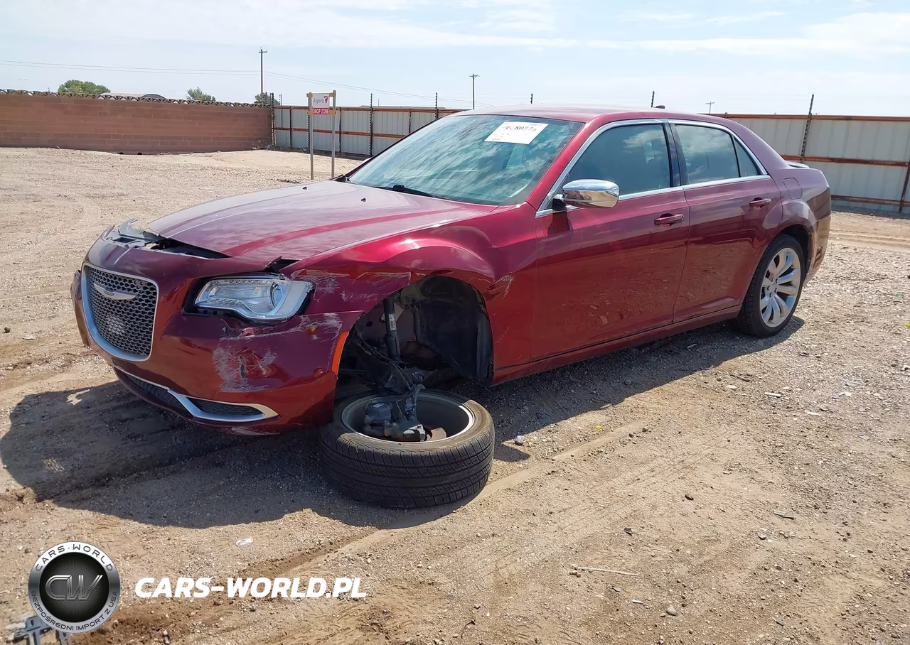 2018 Chrysler 300 Touring VIN:2C3CCAAG1JH293964 - 2