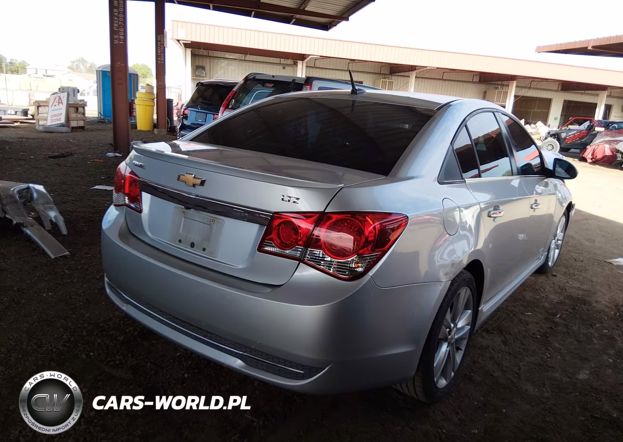 2013 Chevrolet Cruze Ltz VIN:1G1PG5SB2D7102881 - 4