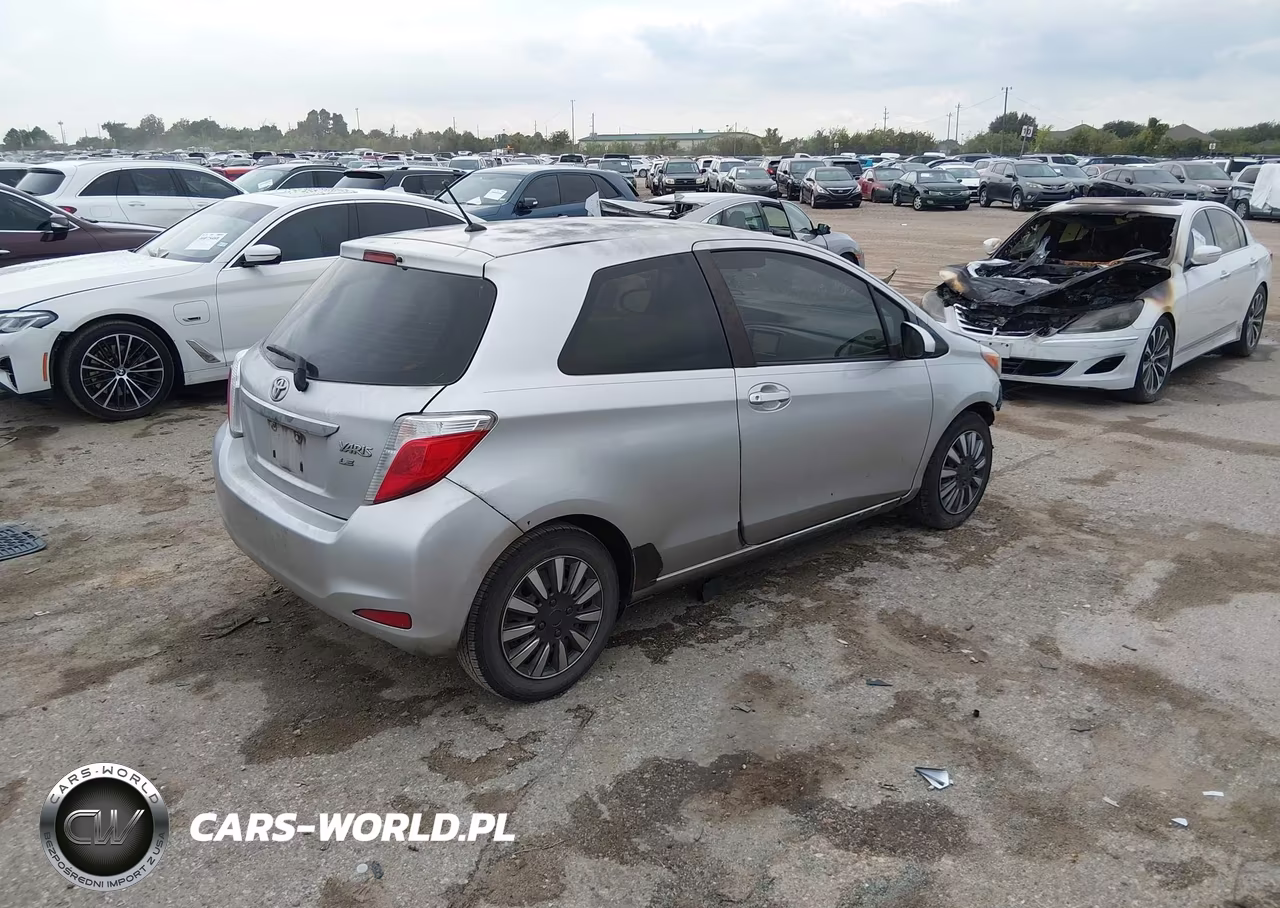 2012 Toyota Yaris Le VIN:JTDJTUD37CD524136 - 4