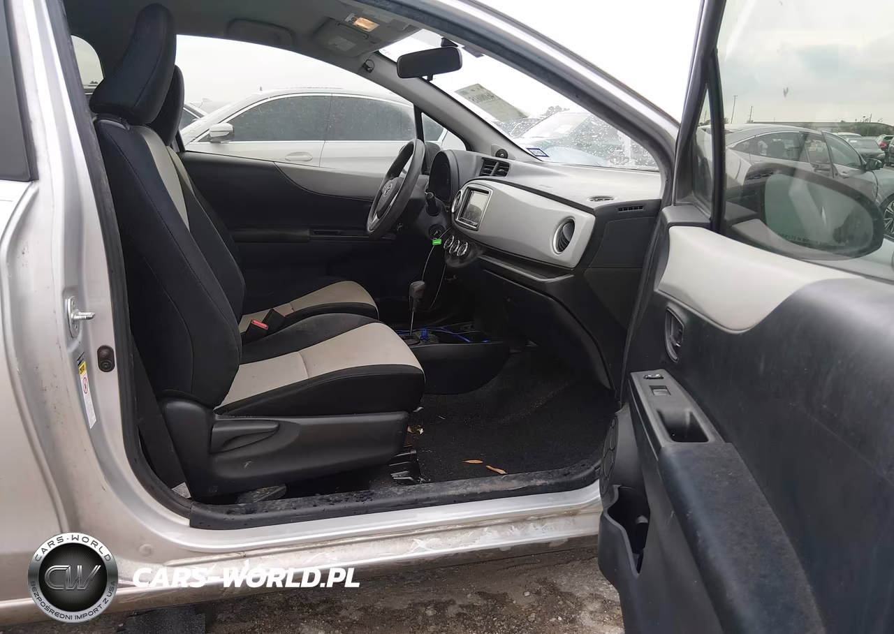 2012 Toyota Yaris Le VIN:JTDJTUD37CD524136 - 5