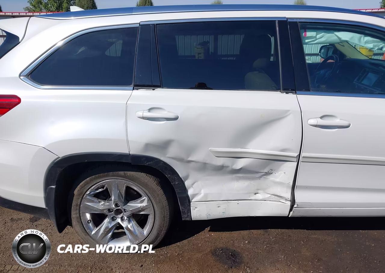 2018 Toyota Highlander Limited Platinum VIN:5TDDZRFH6JS881133 - 6
