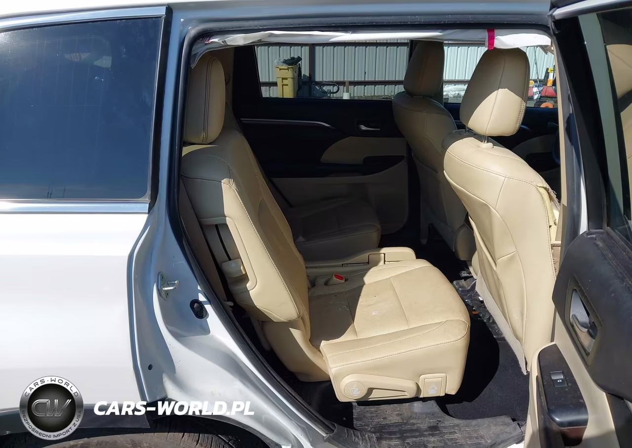 2018 Toyota Highlander Limited Platinum VIN:5TDDZRFH6JS881133 - 8