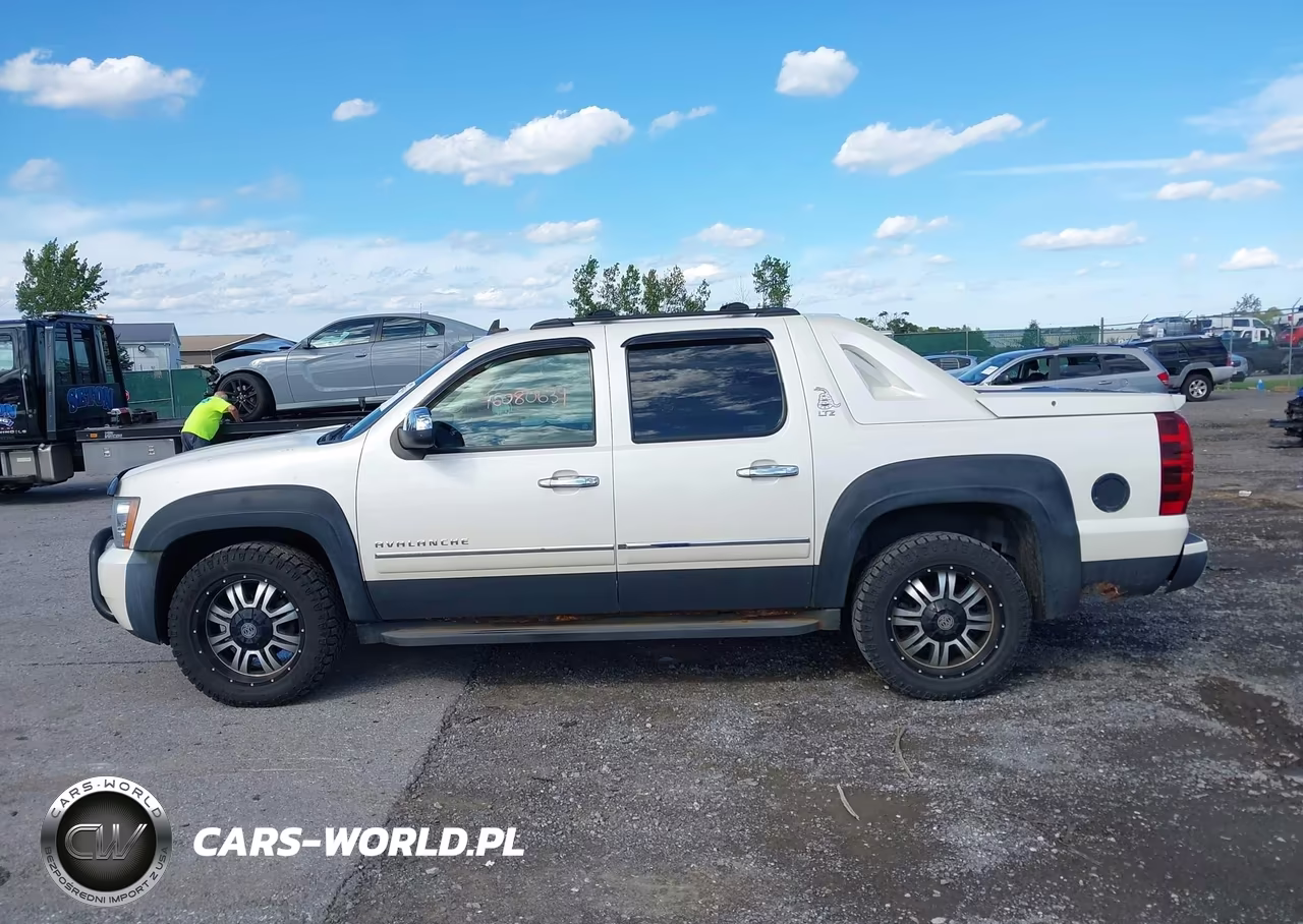2012 Chevrolet Avalanche 1500 Ltz VIN:3GNTKGE71CG169828 - 14