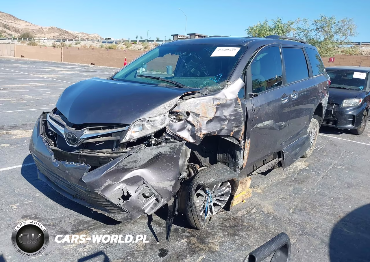 2020 Toyota Sienna Xle VIN:5TDYZ3DC9LS038584 - 2