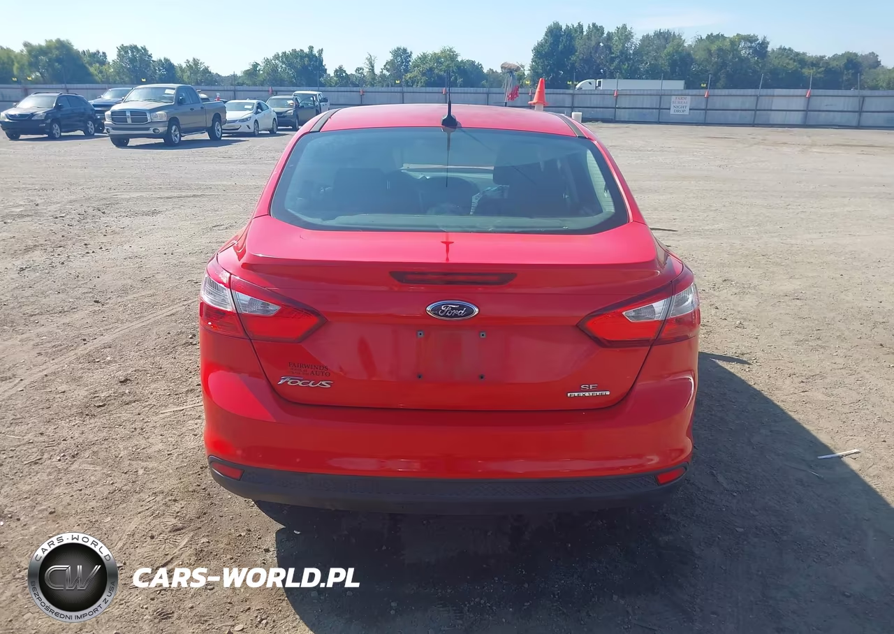 2014 Ford Focus Se VIN:1FADP3F27EL287758 - 17