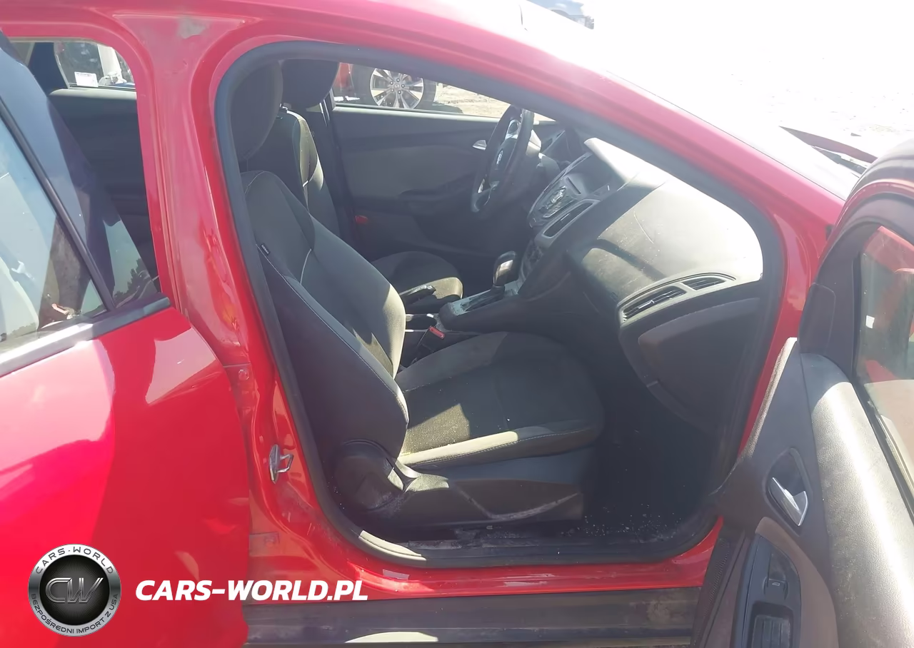 2014 Ford Focus Se VIN:1FADP3F27EL287758 - 5