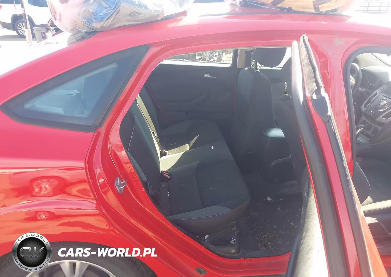 2014 Ford Focus Se VIN:1FADP3F27EL287758 - 8