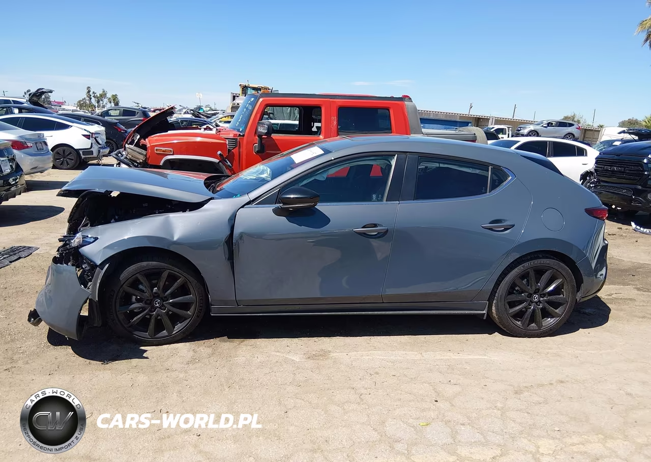 2022 Mazda Mazda3 Carbon Edition VIN:JM1BPALL2N1507144 - 14