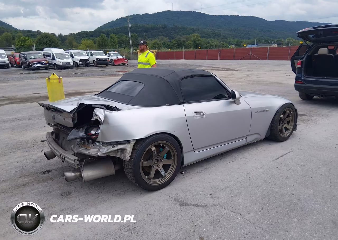 2003 Honda S2000 VIN:JHMAP11403T005823 - 4