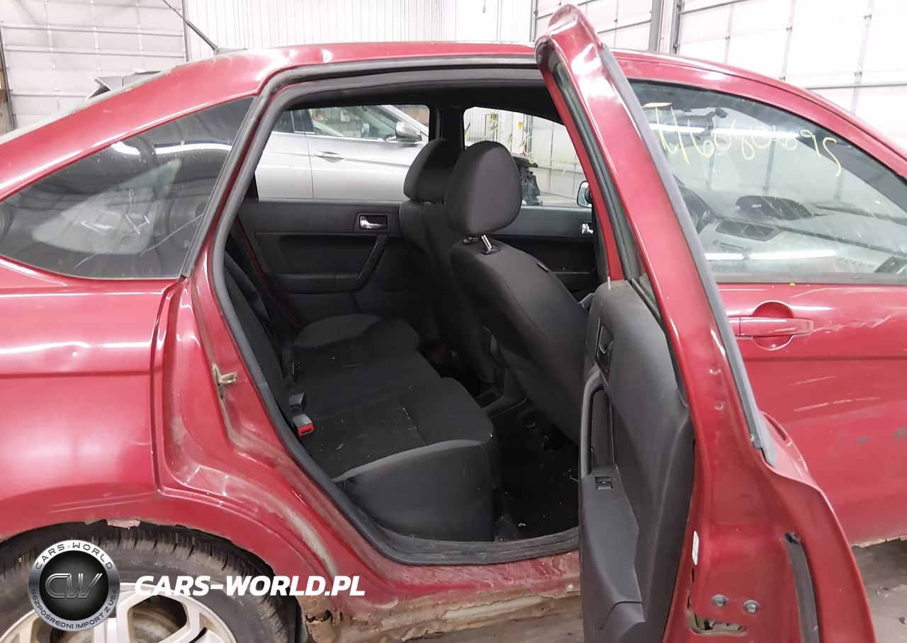 2009 Ford Focus Ses VIN:1FAHP36N89W205181 - 8
