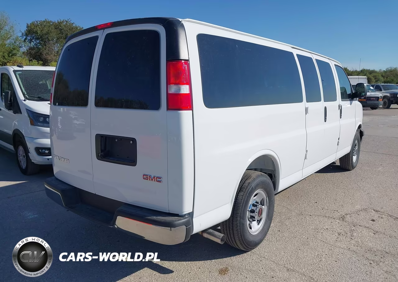 2026 GMC Savana Passenger 3500 Extended Wheelbase, Lt, Rwd VIN:1GJZ7PF79T1309571 - 4
