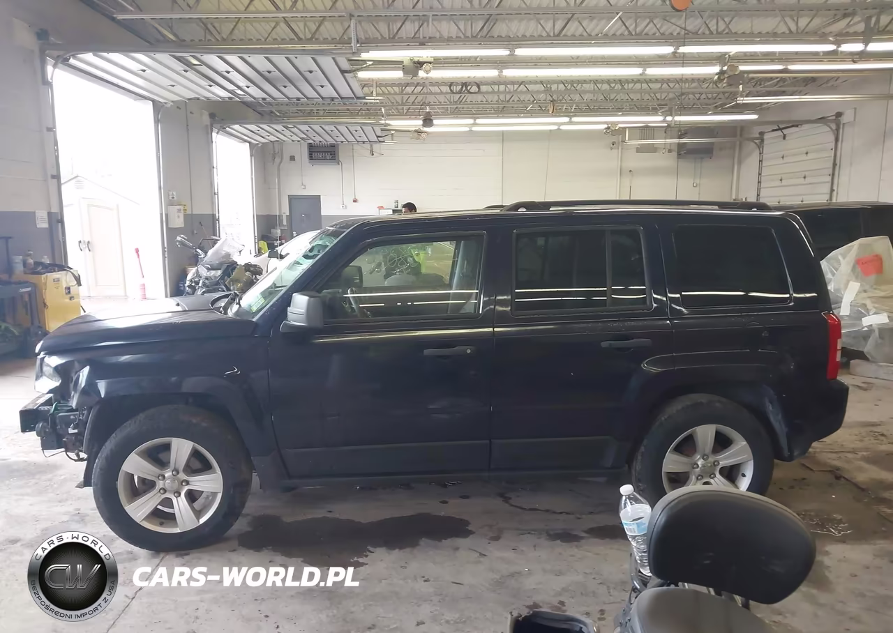 2016 Jeep Patriot Sport VIN:1C4NJPBB5GD590404 - 14