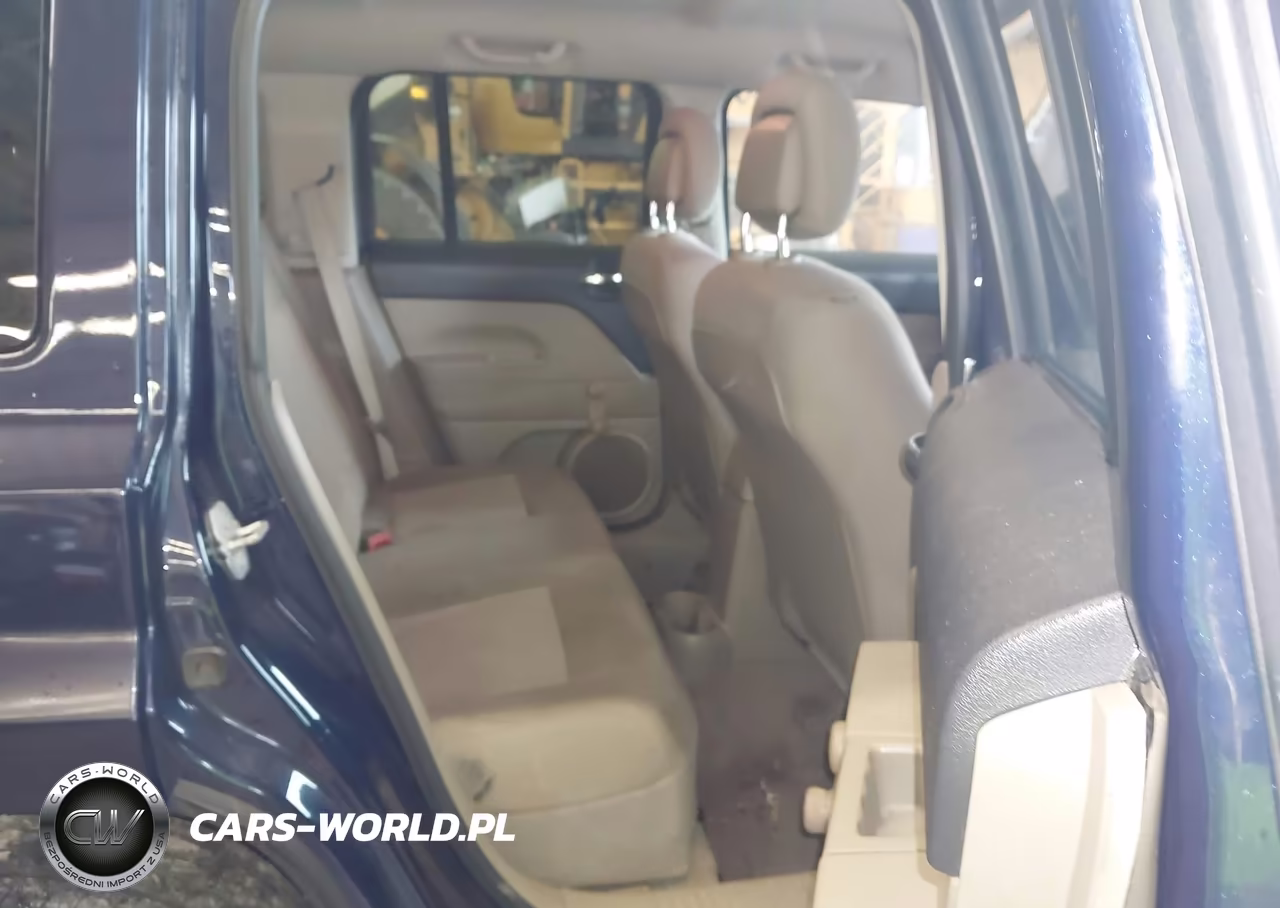 2016 Jeep Patriot Sport VIN:1C4NJPBB5GD590404 - 8