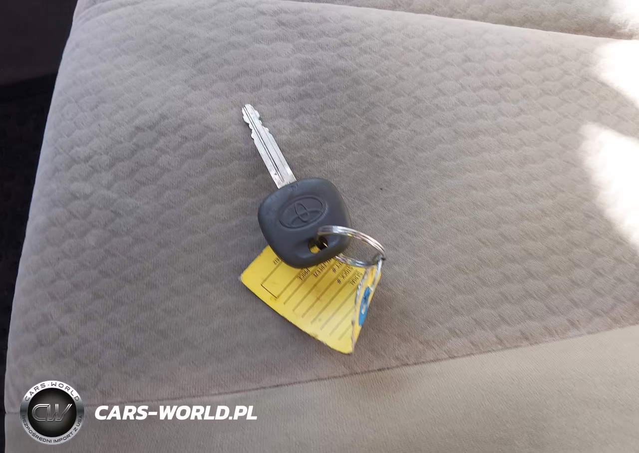 2010 Toyota Camry Le VIN:4T1BF3EK4AU558202 - 11
