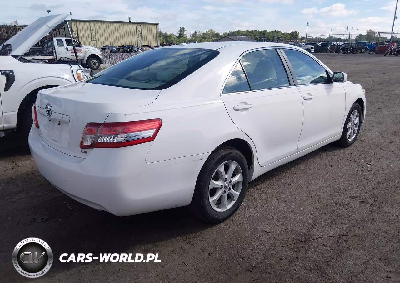 2010 Toyota Camry Le VIN:4T1BF3EK4AU558202 - 4