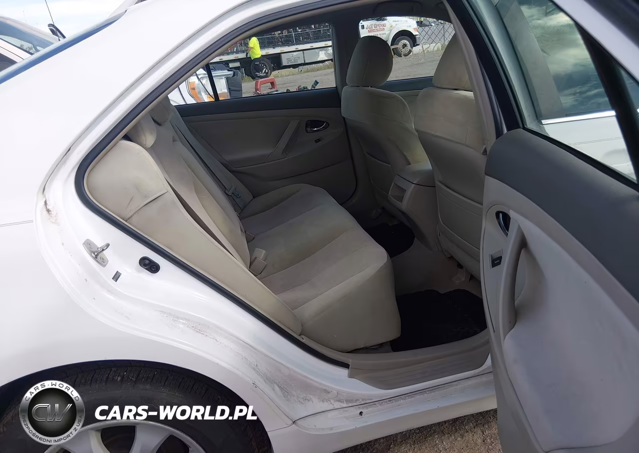 2010 Toyota Camry Le VIN:4T1BF3EK4AU558202 - 8