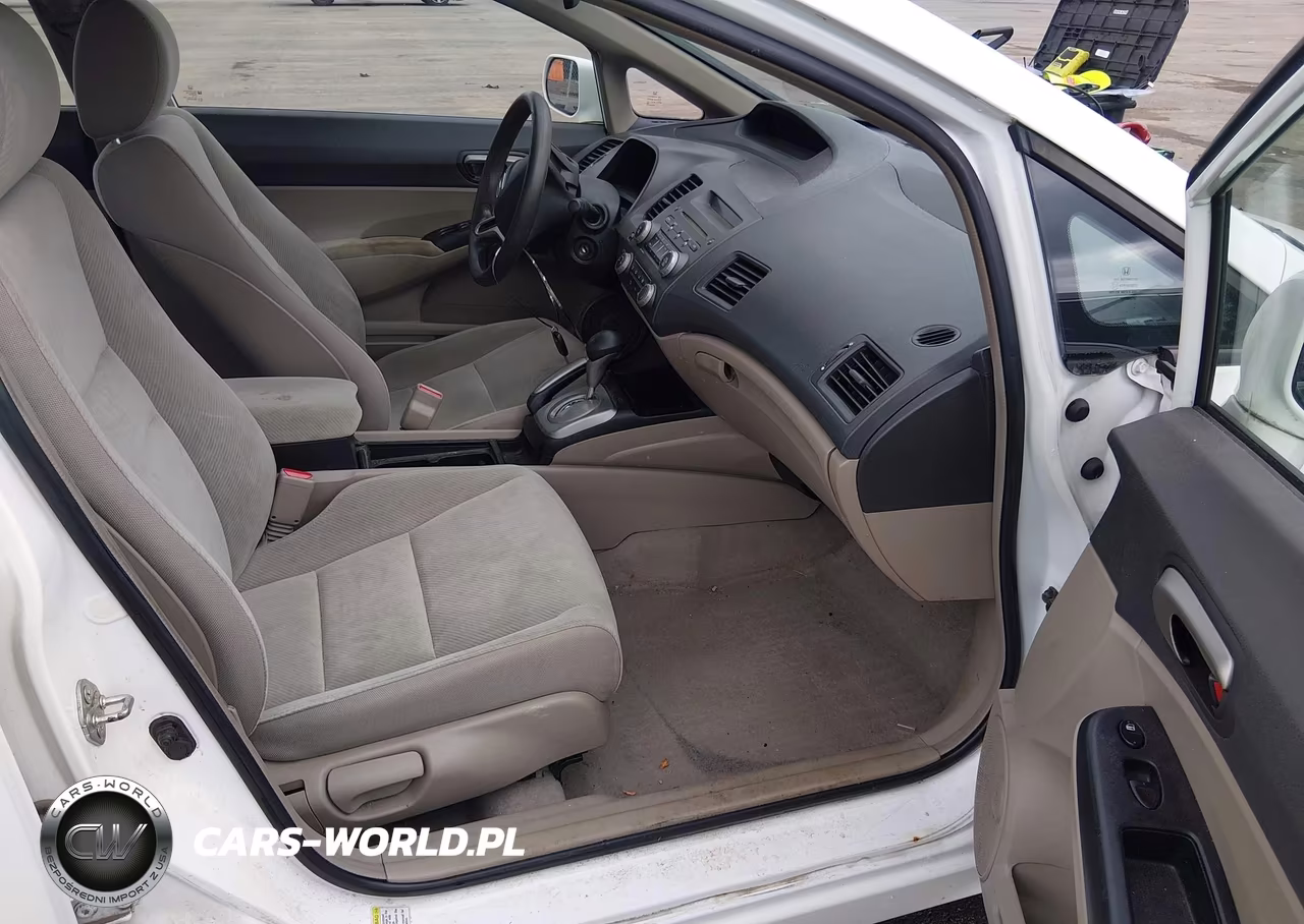 2009 Honda Civic Lx VIN:2HGFA16549H301056 - 5