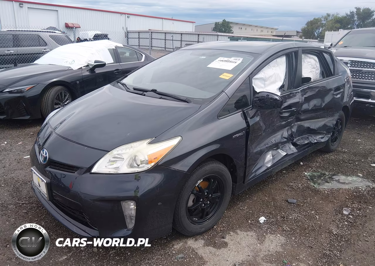 2015 Toyota Prius Two VIN:JTDKN3DU8F1949369 - 2