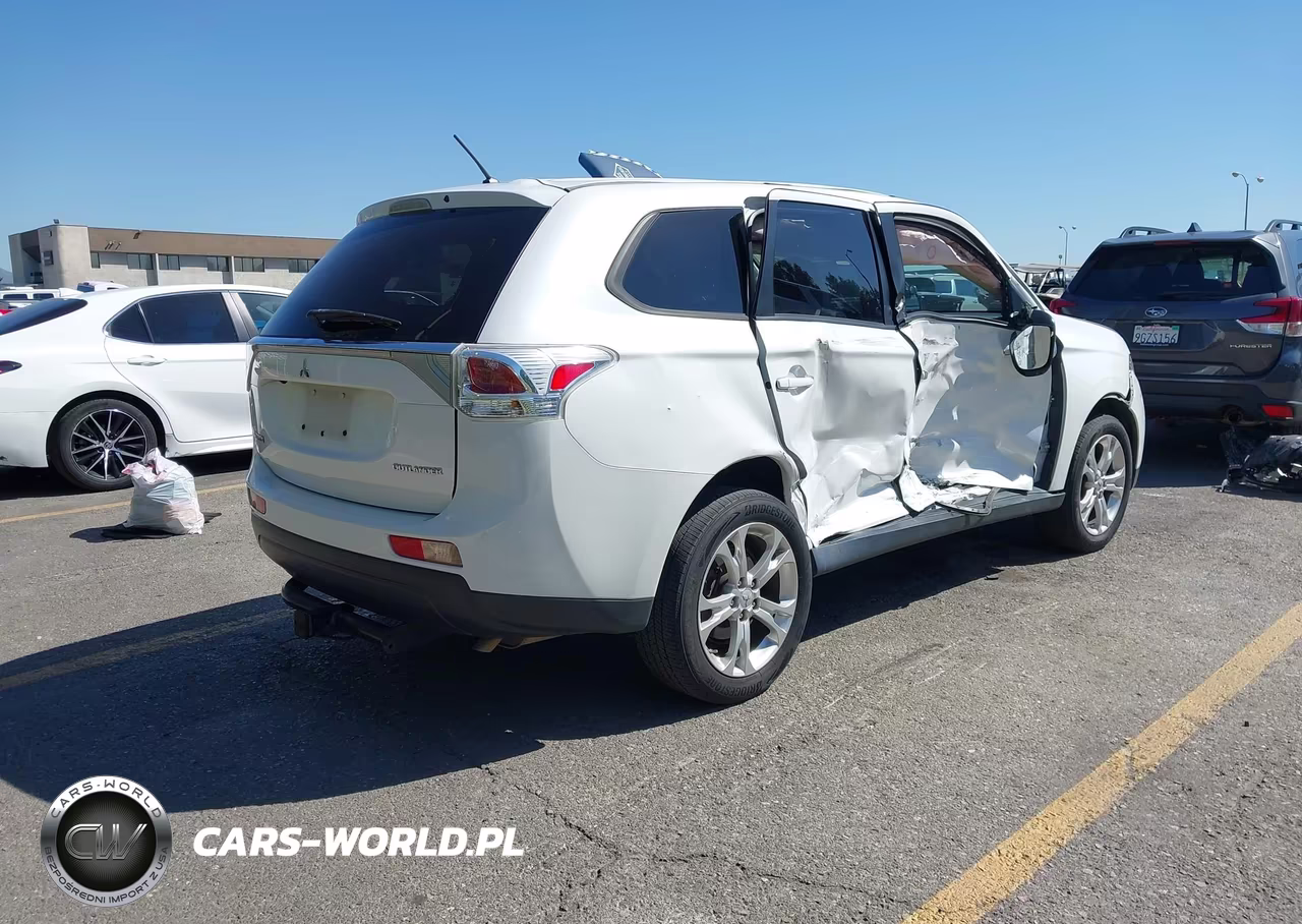2014 Mitsubishi Outlander Se VIN:JA4AD3A34EZ011583 - 4