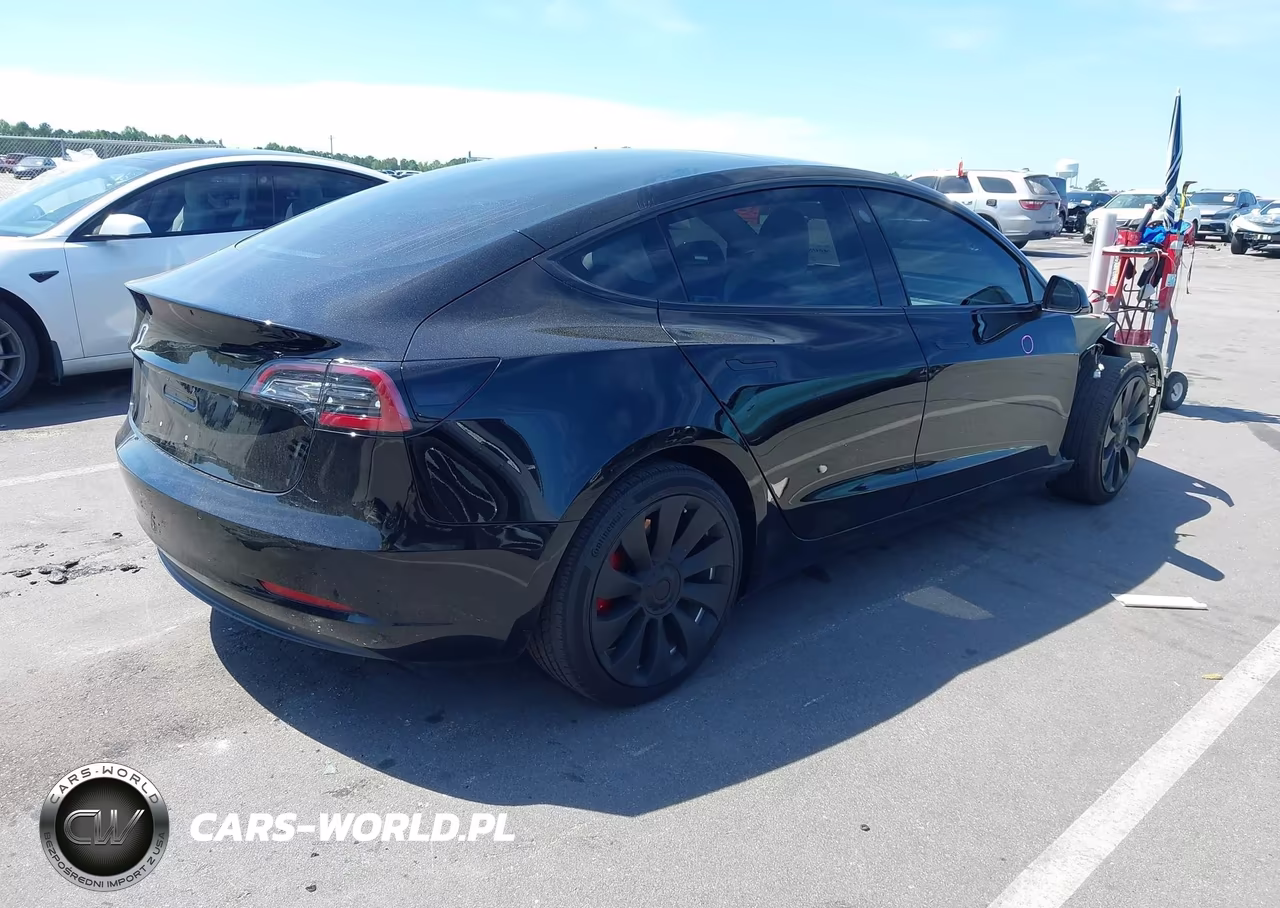 2018 Tesla Model 3 Long Range-Performance VIN:5YJ3E1EB2JF097011 - 4