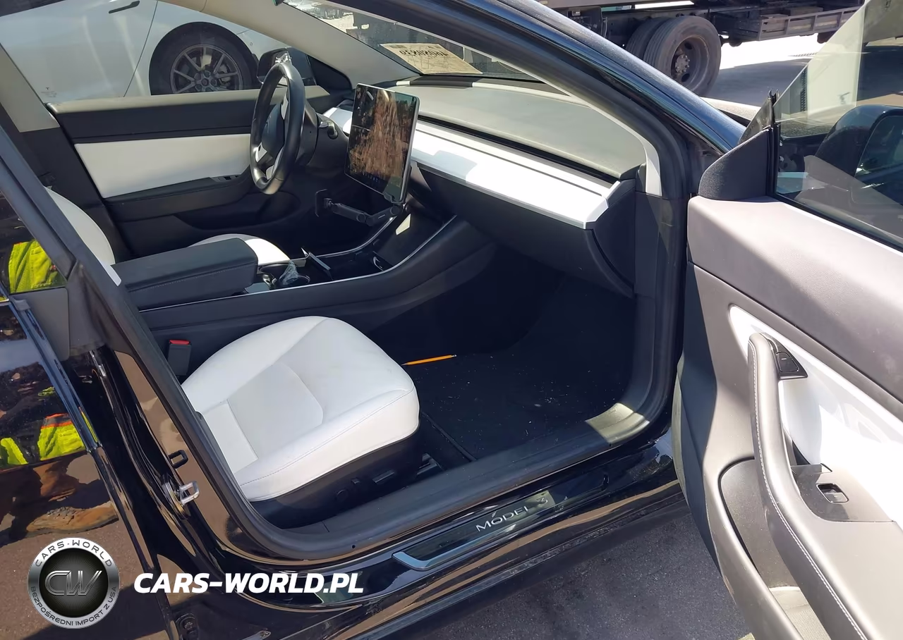 2018 Tesla Model 3 Long Range-Performance VIN:5YJ3E1EB2JF097011 - 5