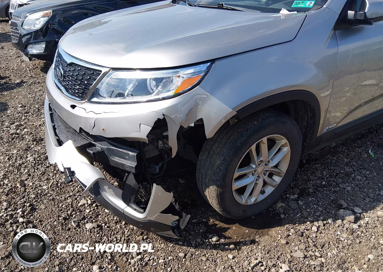 2015 Kia Sorento Lx VIN:5XYKTCA63FG573935 - 6