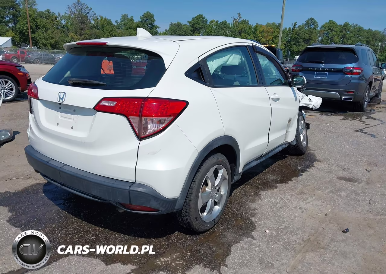 2017 Honda Hr-V Lx VIN:3CZRU5H33HM727336 - 4