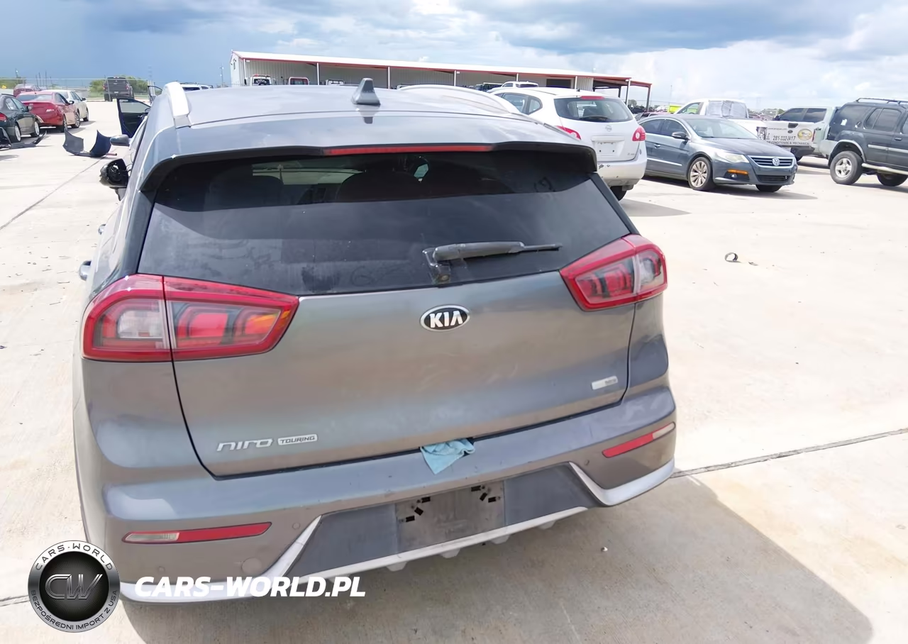2017 Kia Niro Touring VIN:KNDCE3LC6H5094339 - 15