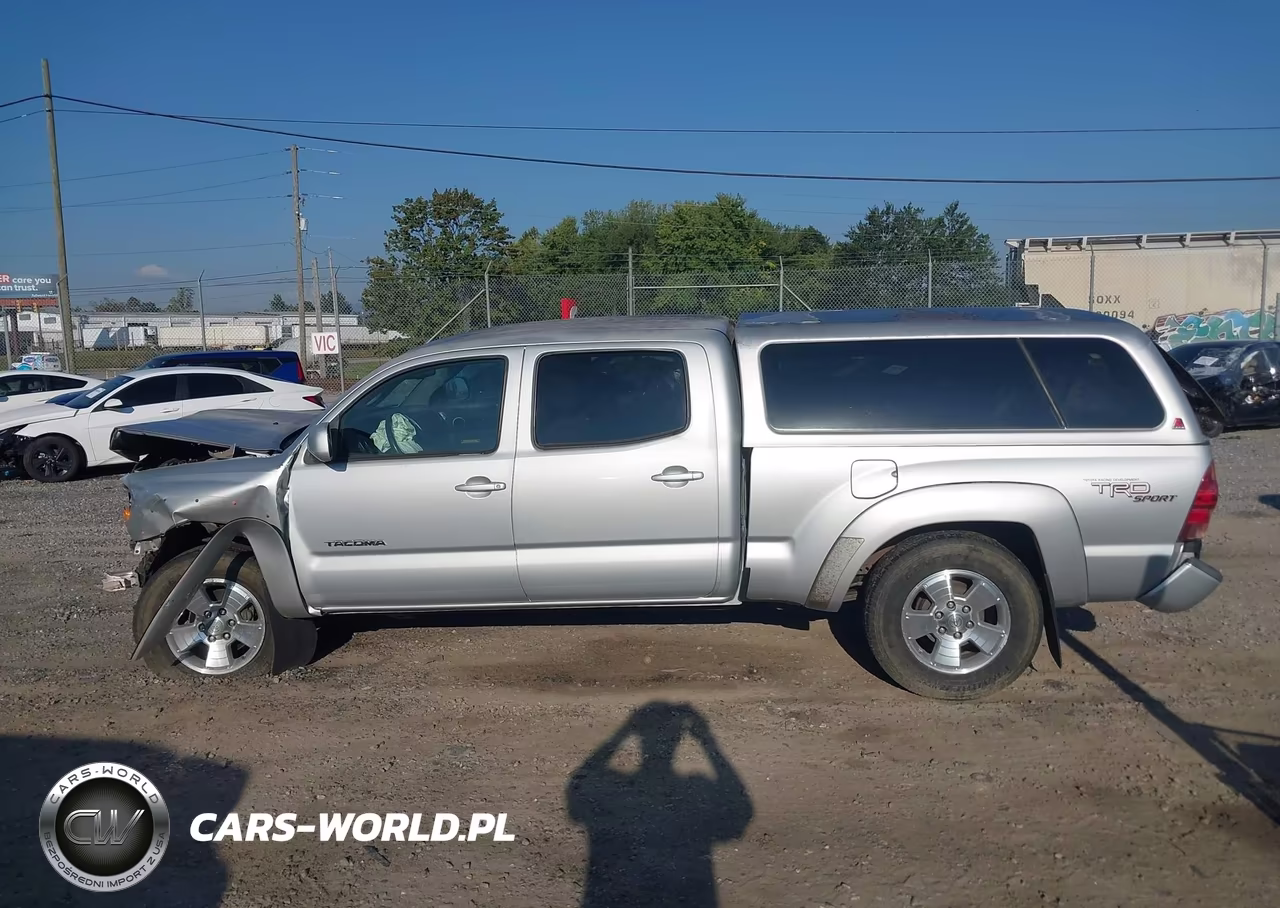 2008 Toyota Tacoma Base V6 VIN:3TMMU52N78M005815 - 15