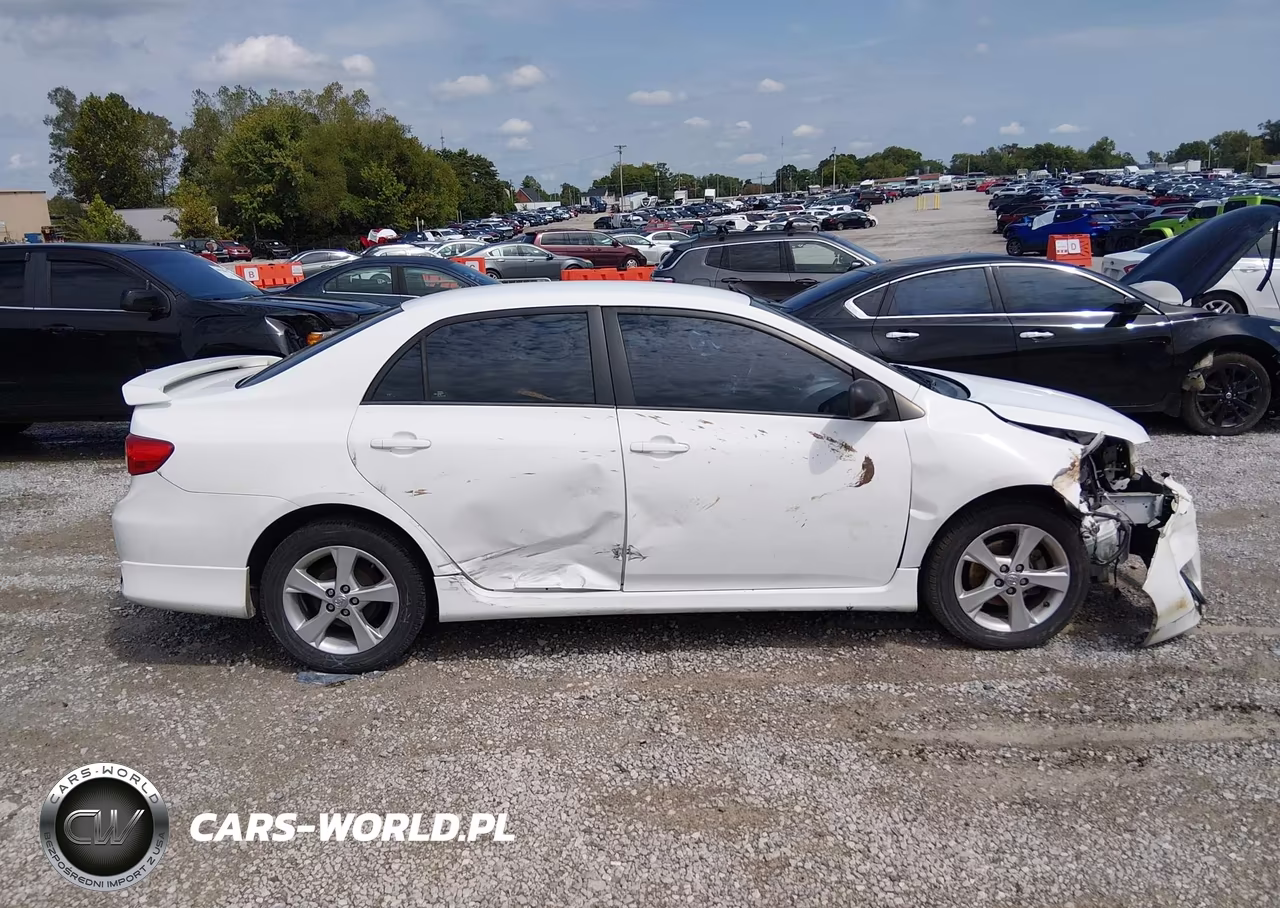 2013 Toyota Corolla S VIN:2T1BU4EE7DC920440 - 13