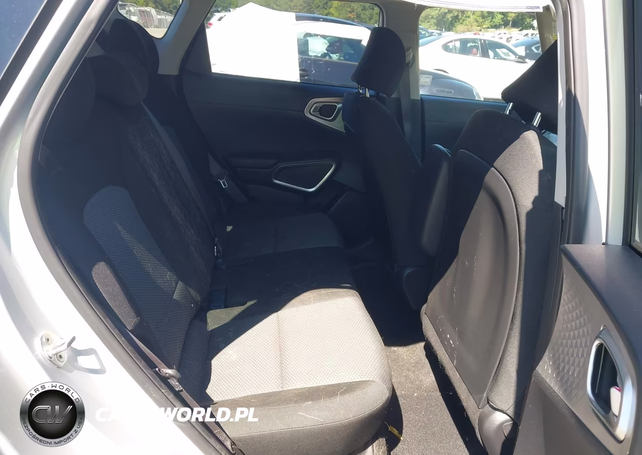 2020 Kia Soul Lx VIN:KNDJ23AU3L7734015 - 8