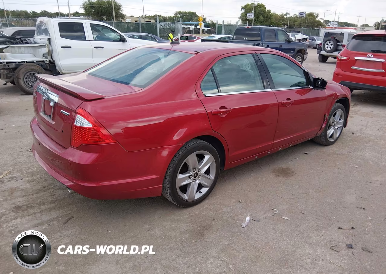 2010 Ford Fusion Sport VIN:3FAHP0KC1AR352050 - 4