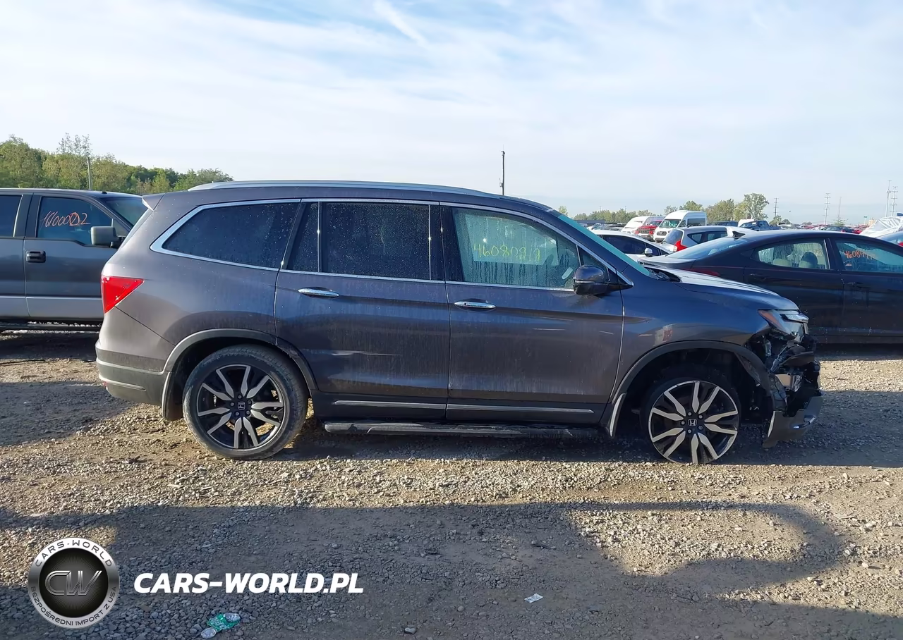 2019 Honda Pilot Elite VIN:5FNYF6H00KB015773 - 13