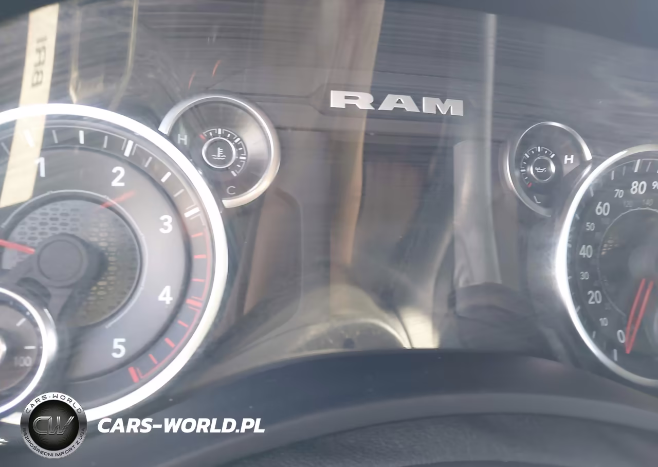 2024 Ram 3500 Big Horn 4X4 8' Box VIN:3C63RRHL0RG308937 - 5