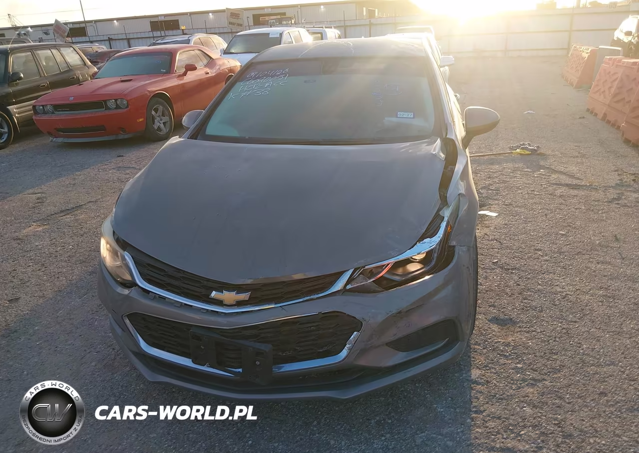 2018 Chevrolet Cruze Lt Auto VIN:1G1BE5SM8J7240020 - 6