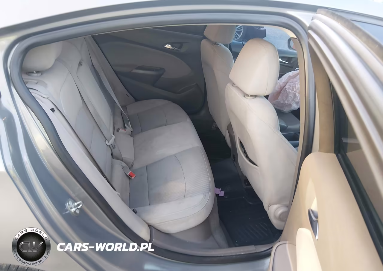 2018 Chevrolet Cruze Lt Auto VIN:1G1BE5SM8J7240020 - 8