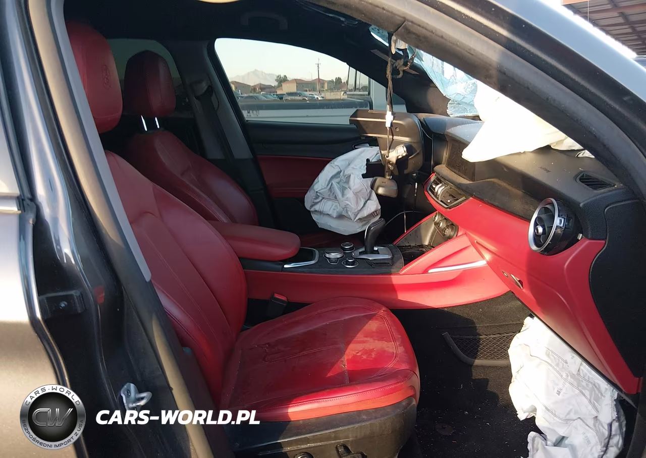 2020 Alfa Romeo Stelvio Rwd VIN:ZASPAJAN4L7C94775 - 5