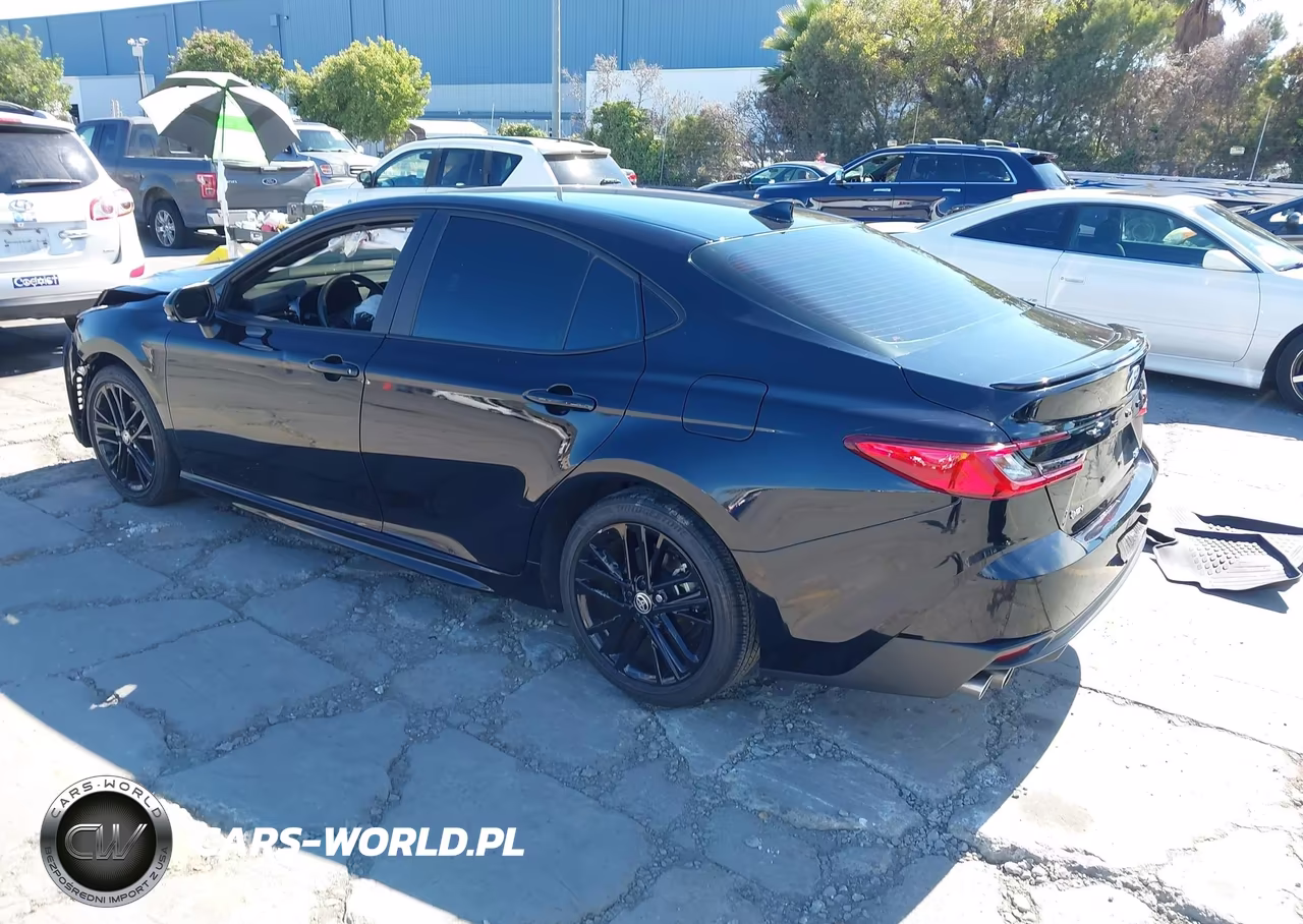 2025 Toyota Camry Se VIN:4T1DAACK1SU139773 - 3