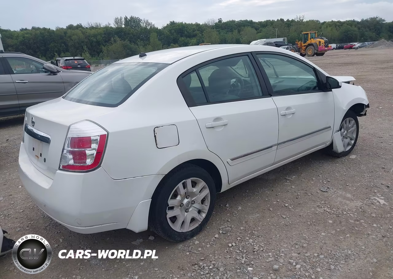 2010 Nissan Sentra 2.0S VIN:3N1AB6AP6AL648544 - 4