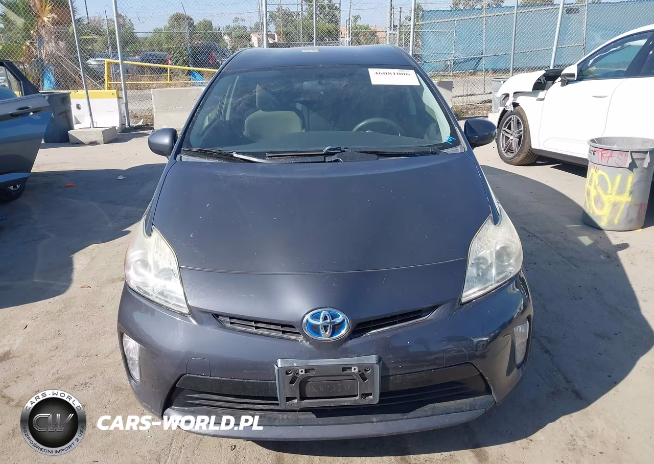 2014 Toyota Prius Two VIN:JTDKN3DU4E0391203 - 12